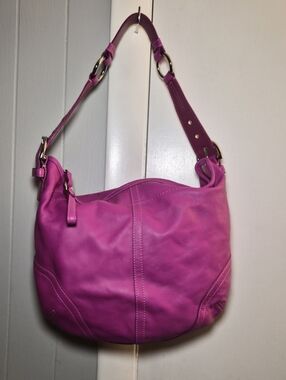 RARE Vintage Coach Soho Leather Hobo Bag 3651 | Magenta Pink Y2K Barbiecore